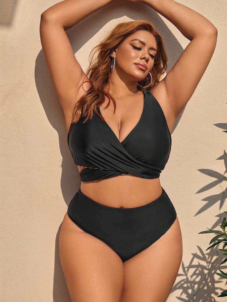 Plus Size Striped Twist Front Bikini Set Summer Beach