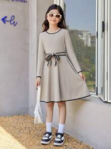 SHEIN Trang phục thường ngày cổ tròn dệt kim màu trơn cho cô gái Tween - Màu be - Xem 3