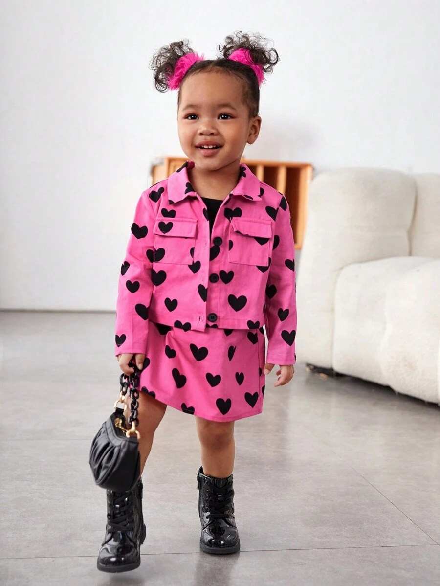 SHEIN 嬰兒女孩休閒愛心圖案長袖上衣搭配彈性腰裙套裝