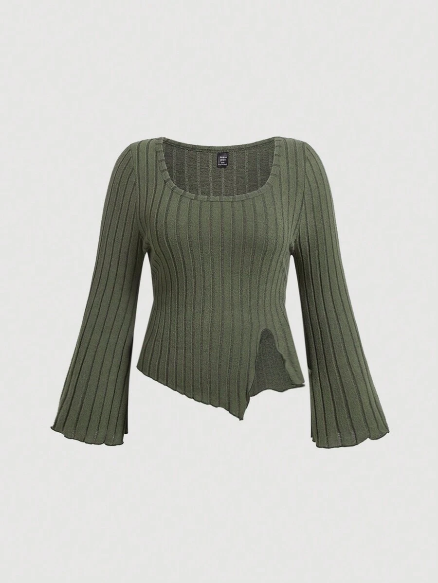 SHEIN MOD 分叉擺和喇叭袖的大尺碼純色t恤 - 軍綠色 - 查看 1