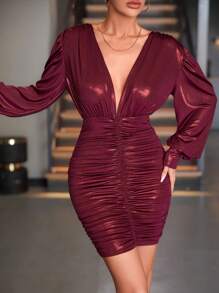 SHEIN Cottnline Pleated Bodycon Latern Sleeves And Deep V-Neck Dress - Redwood - View 4