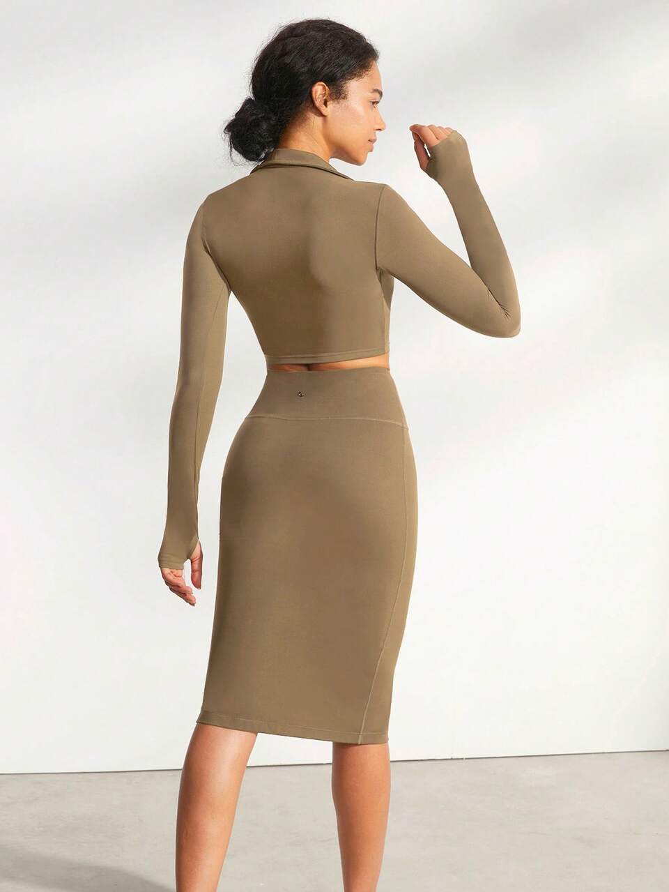 FeatherFit™-Sculpt Tummy Control Slit Midi Pencil Skirt