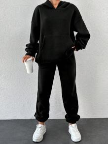 SHEIN Cottnline Kangaroo Pocket Drop Shoulder Hoodie And Sports Pants Two Piece Set - Black - View 3