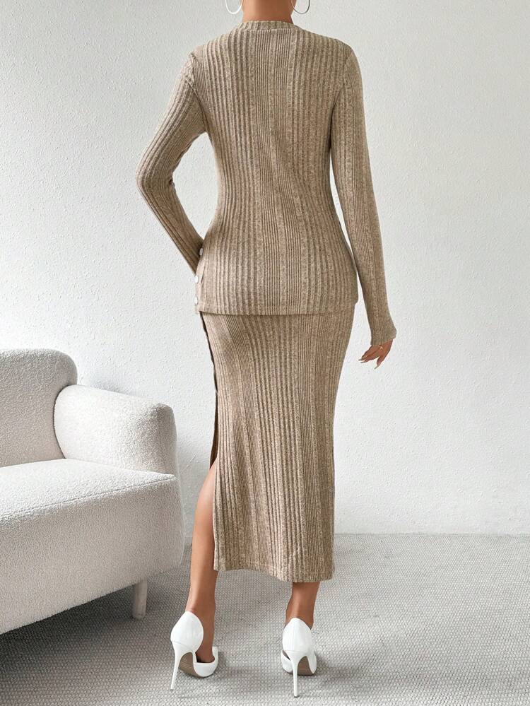Ribbed Knit Buttoned Side Split T-Shirt And Skirt Set