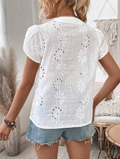 SHEIN Áo sơ mi tay bồng cổ chữ V xẻ tà dành cho nữ, áo tay ngắn