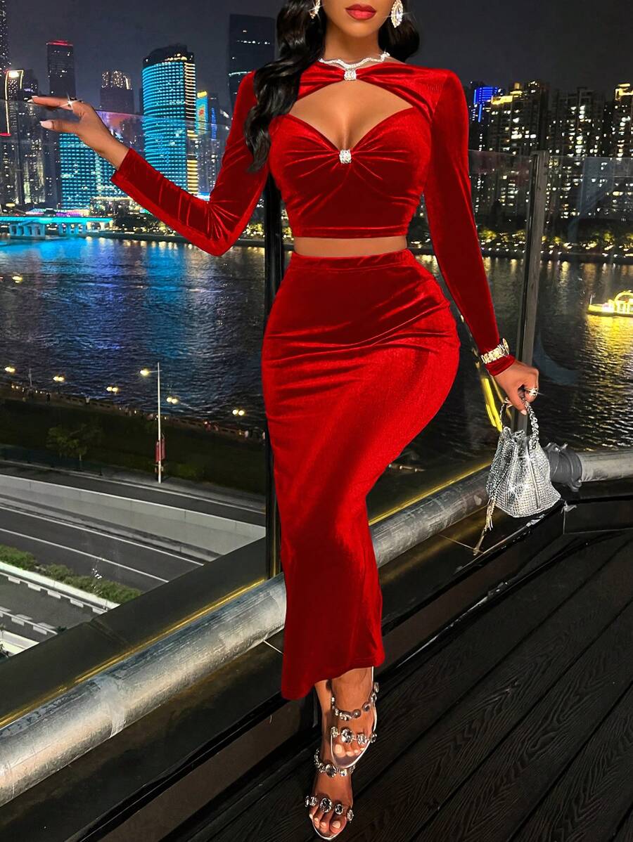 SOLERSUN Solid Color Velvet Two-Piece Set - Red - View 1