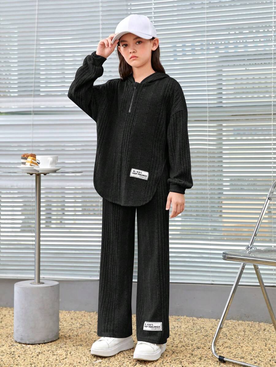 SHEIN Bộ Con gái Đắp vá Chia Lá thư Giải trí - màu đen - Xem 1