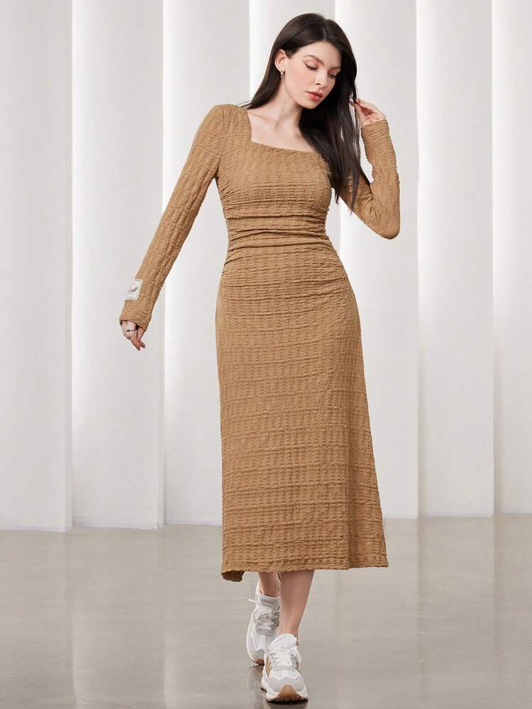 Women's Alphabet Patched Square Neck Long Sleeve Dress