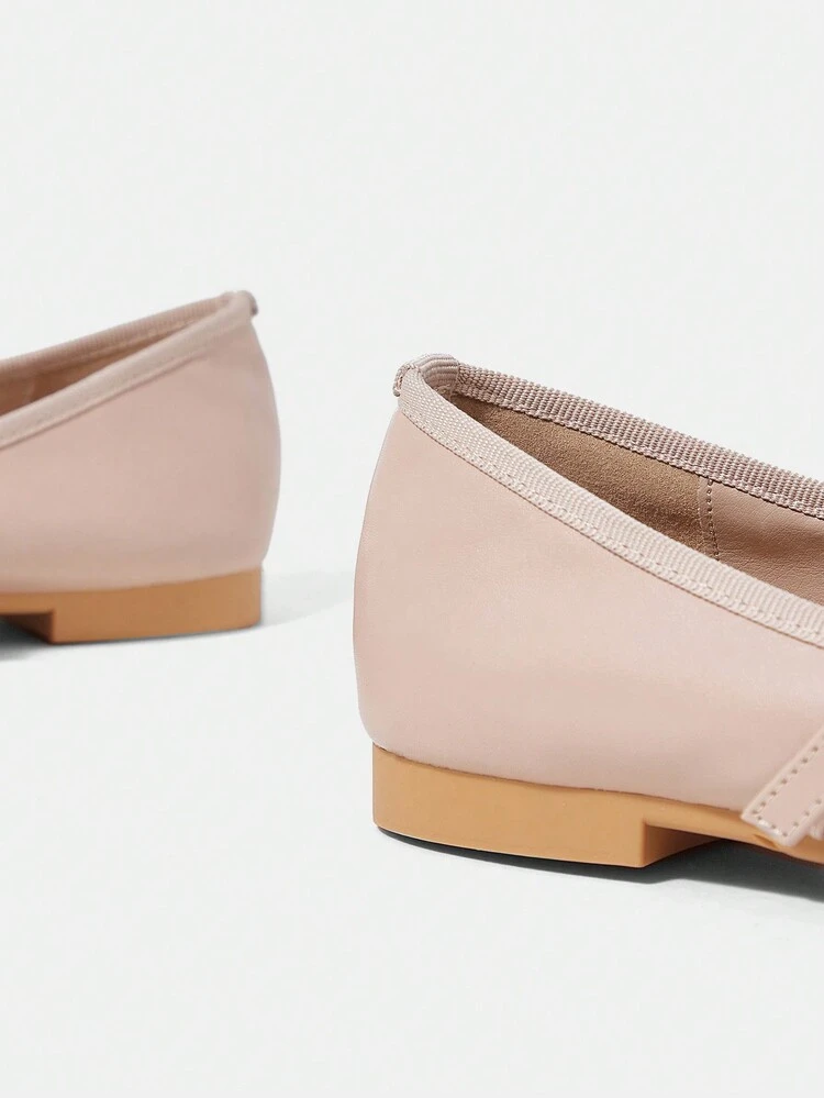 Ruched Detail Round Toe Women Flat Shoes