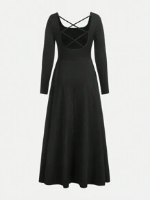 SHEIN 少女款針織純色大圓領後交叉空心連衣裙 - 黑色 - 查看 4