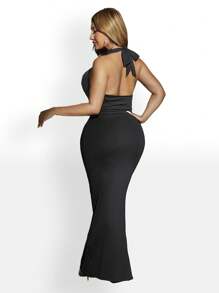 SHEIN SXY 罩肩連帶綁帶露背分叉露背連身派對裙,新年除夕性感派對裝 - 黑色 - 查看 2