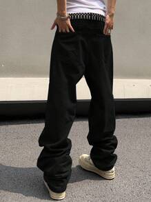 Manfinity EMRG Men's Jeans With Patch Decoration, Slanted Pockets, No Belt Included - Black - View 2
