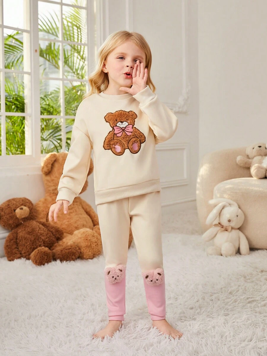 小女孩的卡通熊刺繡下肩毛絨家居服套裝 - 杏色 - 查看 1