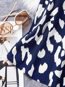 SHEIN Clasi 2入組滿版印花吊帶上衣 - 彩色 - 查看 3