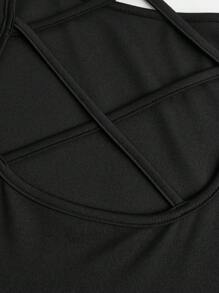 SHEIN 少女款針織純色大圓領後交叉空心連衣裙 - 黑色 - 查看 5