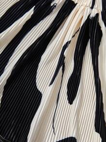 SHEIN Leap Crew 年輕女孩休閒露肩背心和幾何圖案裙子套裝