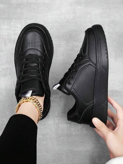 Fall/Winter Women's Thick Sole Skate Shoes, Black Leather Sneakers With Letter Patterned Laces, Round Toe Outdoor Sports Shoes For Plus Sizes