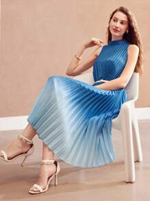 MOTF PREMIUM WOVEN WOMEN'S OMBRE PLEATED DRESS - Multicolor - View 3