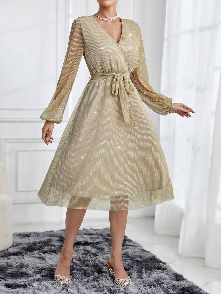 SHEIN Privé Tay áo lồng đèn Cổ chữ V Đầm - Rượu sâm banh - Xem 1