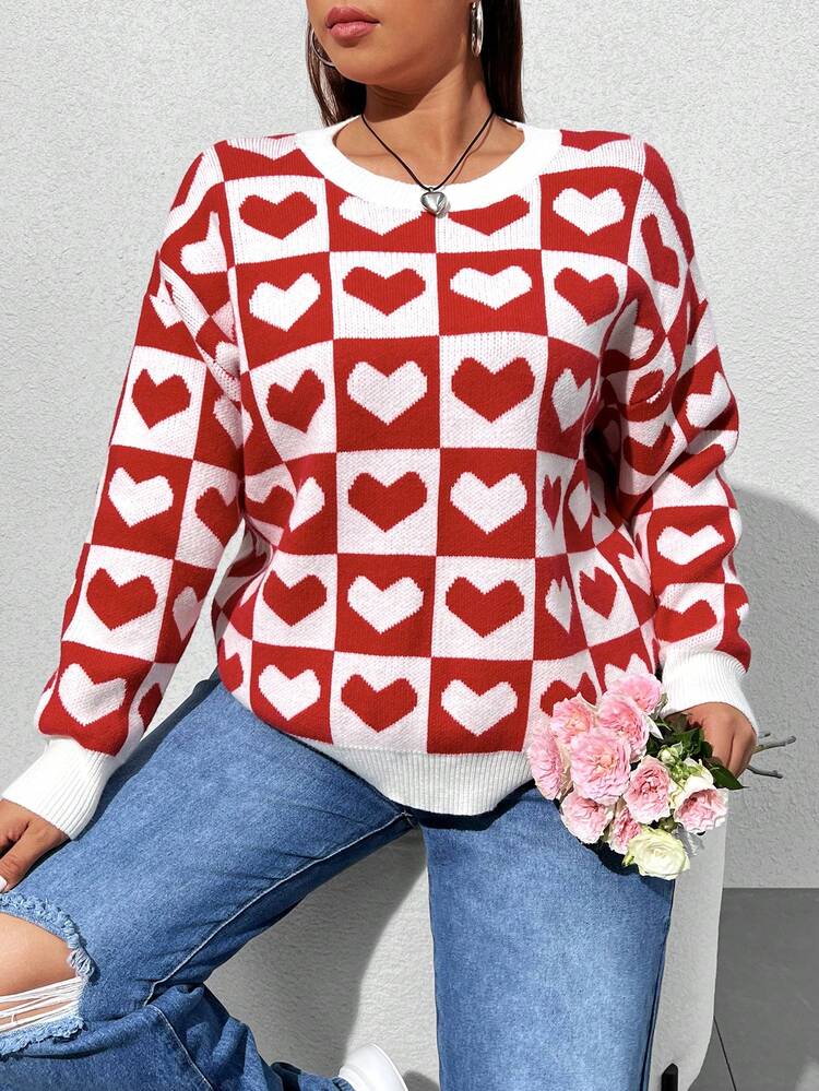 Plus-Size Women's Heart Pattern Full Raglan Sleeve Sweater With Round Neckline