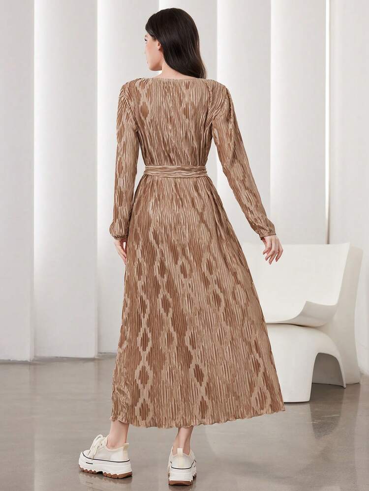 Solid Color Round Neck Long Sleeve Dress