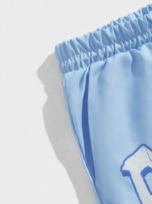 ROMWE MEN Street Life 男式抽绳腰部字母印花卷边慢跑裤，学校款 - 淺藍色 - 查看 3