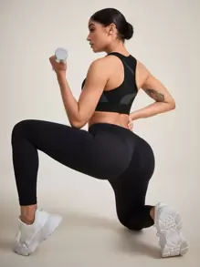 Easithlete Seamless High Elasticity Sports Bra - Black - View 6