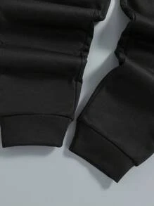 SHEIN 青少年男孩格紋抓毛夾克配字母印花t卹和長褲套裝 - 軍綠色 - 查看 3