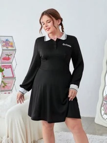 SHEIN EZwear Dress Ukuran Plus Kontras Kerah Tombol Depan Huruf Casual - Hitam - View 4