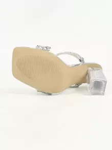 时尚高跟拖鞋，饰有水钻和踝带，银色鞋头和透明方形水晶鞋跟，适合女性情人节、春夏装扮。 - 銀色 - 查看 6