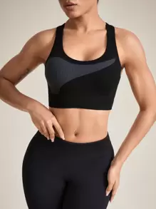 Easithlete Seamless High Elasticity Sports Bra - Black - View 3