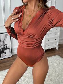 SHEIN Clasi 蕾絲裝飾長袖連身衣