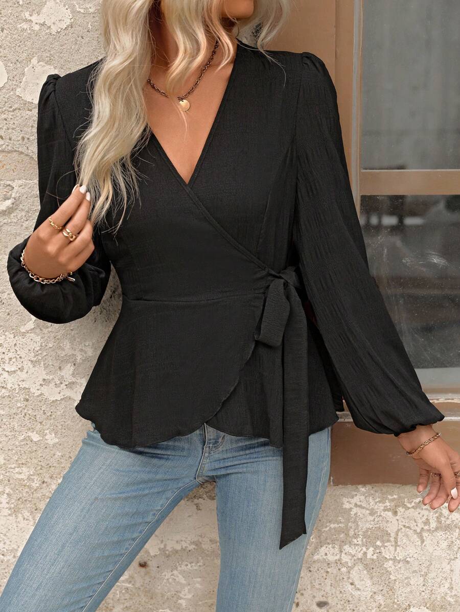 SHEIN LUNE Của phụ nữ Màu thuần Surplice Bọc Tie Trước Áo sơ mi - màu đen - Xem 1