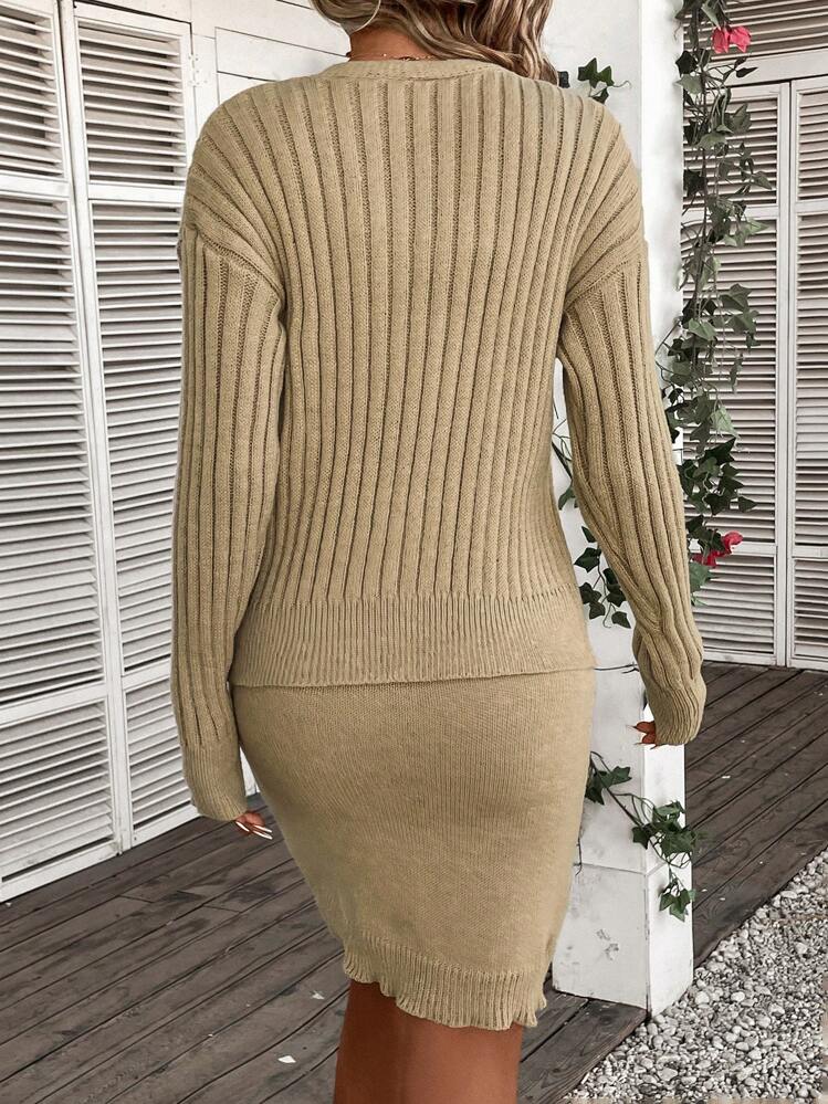 SHEIN LUNE 雙層打底背心毛衣連衣裙和開衫毛衣套裝 - 卡其色 - 查看 2