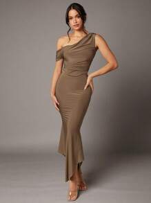 SHEIN BAE 卡其色垂坠不对称领口上衣和不对称下摆裙子两件套 - 杏色 - 查看 1