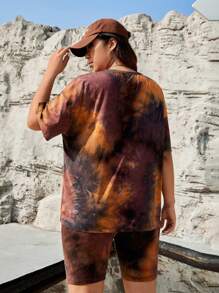 SHEIN EZwear 大码女式夏季扎染短袖 T 恤和短裤两件套 - 彩色 - 查看 2