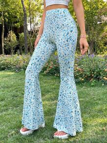 Soleia Small Flower Print Flared Pants - Green - View 1