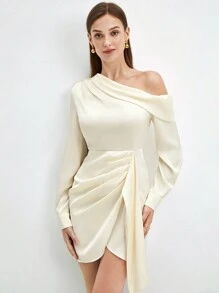 BizChic Một bờ vai Chảy xệ Hem Đầm - Rượu sâm banh - Xem 3