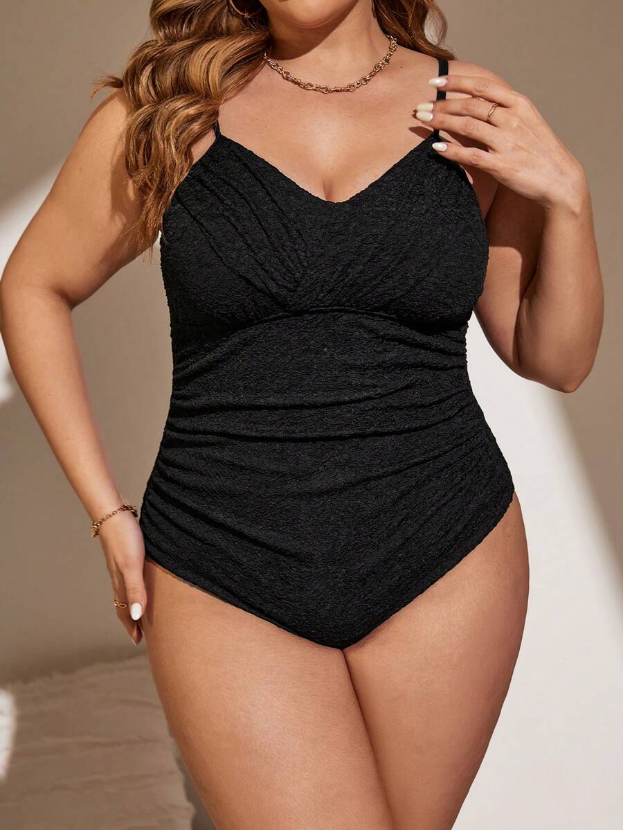 SHEIN Swim Curve 加大码纯色连体泳衣，适合夏季海滩度假 - 黑色 - 查看 1