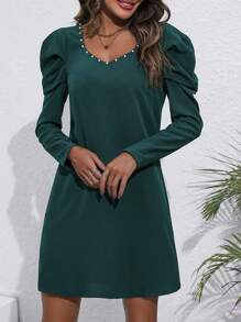 SHEIN LUNE 女裝純色珍珠釘襯托膀豆袖連衣裙 - 綠色 - 查看 1