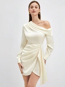 BizChic Một bờ vai Chảy xệ Hem Đầm - Rượu sâm banh - Xem 4