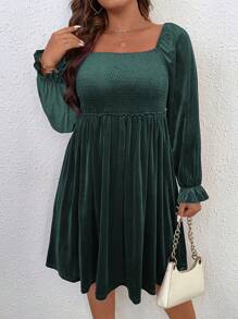 SHEIN Clasi 加大尺碼天鵝絨面板擴管袖洋裝 - 墨綠色 - 查看 5