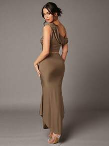 SHEIN BAE 卡其色垂坠不对称领口上衣和不对称下摆裙子两件套 - 杏色 - 查看 2