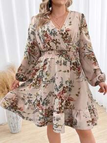 SHEIN Franclia 大尺碼花卉印花連身裙 - 粉色 - 查看 4