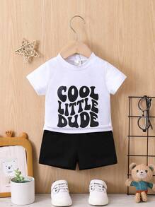 SHEIN 2 Piezas/set Conjunto De Camiseta Y Pantalones Cortos Casual Deportivo Para Bebé, Con Impresión De Letra Simple Y Estilo Urbano