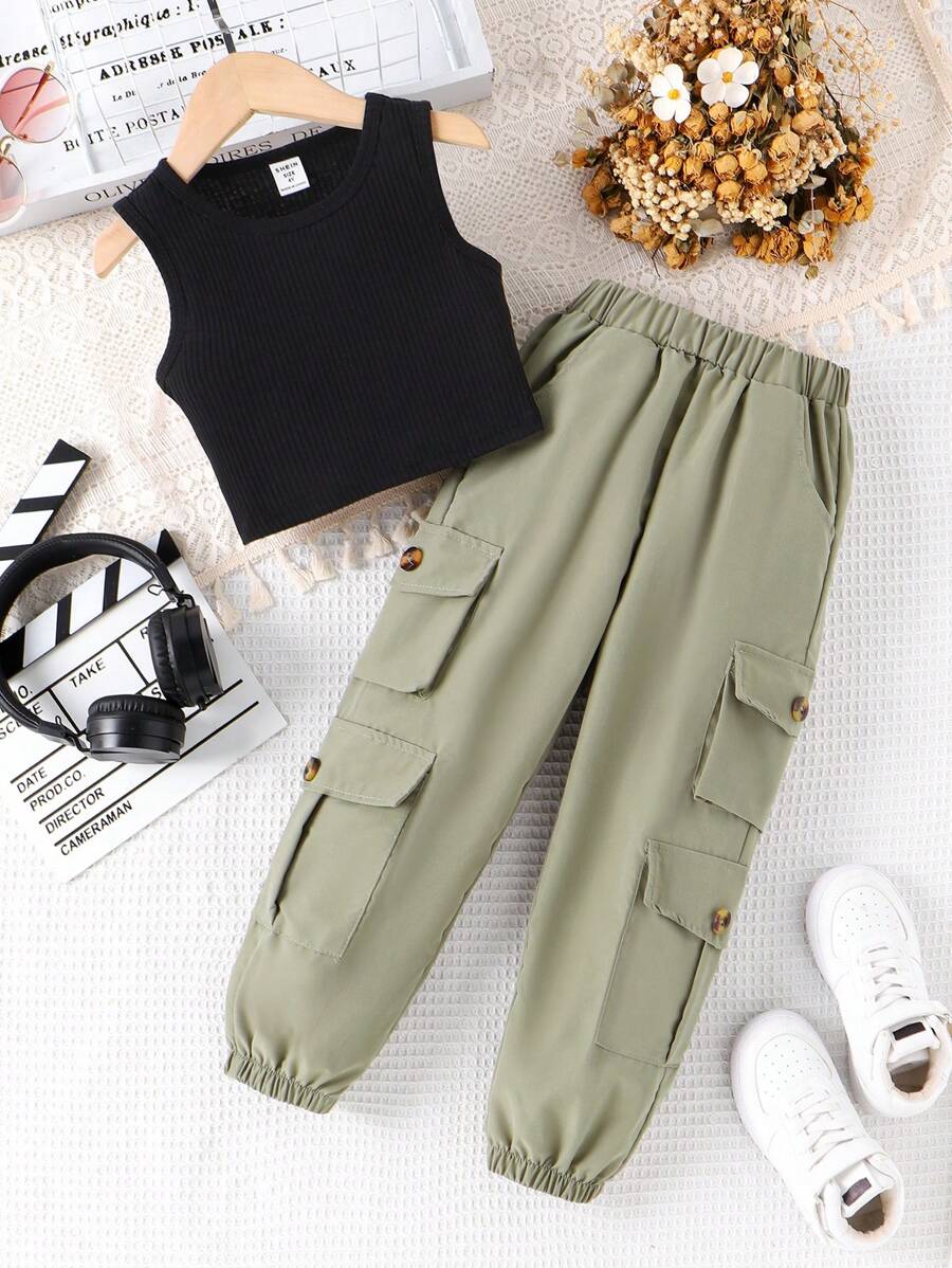 SHEIN Conjunto de top y pantalones cargo jogger para niña - Verde militar - Ver 1