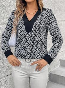 SHEIN LUNE Full Printed V-Neck Blouse - Multicolor - View 4
