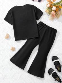 SHEIN 2 件套年轻女孩简约休闲返校装，秋季，毕业典礼，字母印花设计，黑色圆领短袖上衣和黑色喇叭裤，适合夏季至初秋 - 黑色 - 查看 2