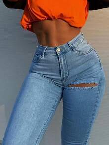 Jeans pitillo rasgados de color azul claro - Azul lavado medio - Ver 3