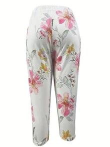 Plus Size Women's Printed Capri Pants - White - View 2